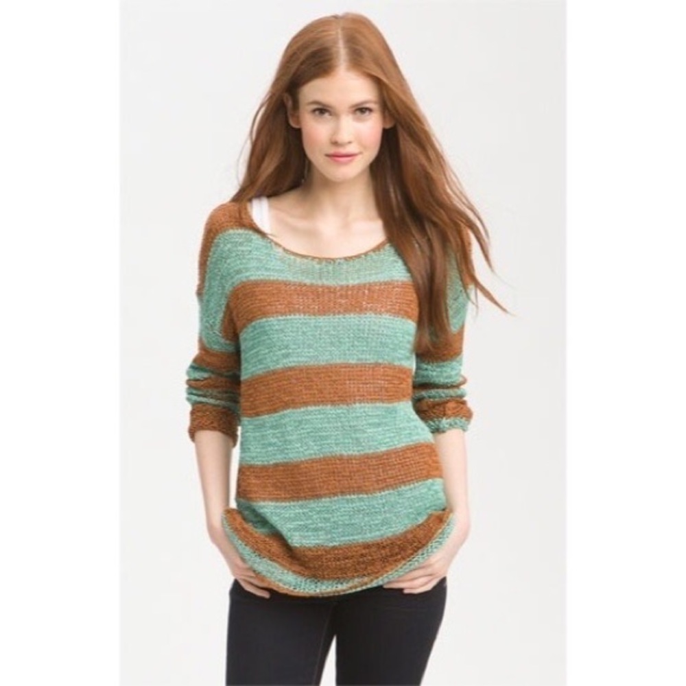 ✨Kenzie Open Stitch Stripe Sweater Medium
